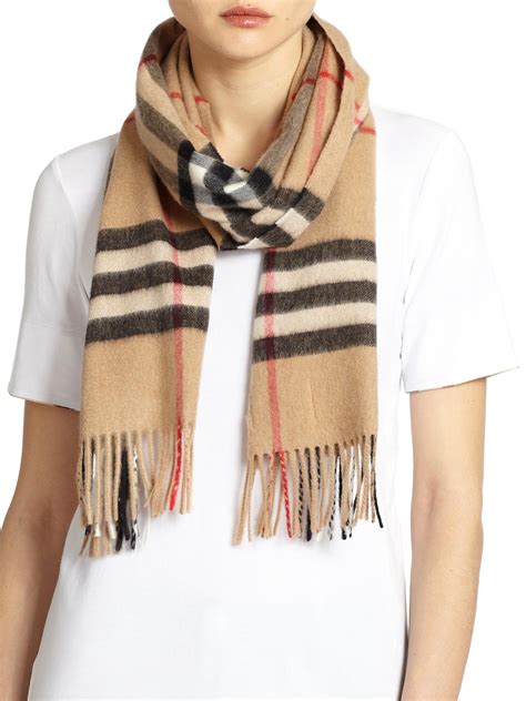 bufanda burberry cashmere|burberry scarf 2024.